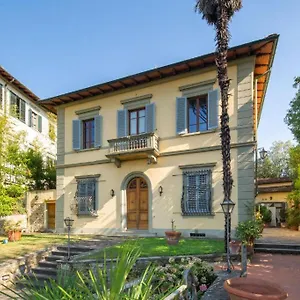 Lia - In With Private Garden And Pool Italy